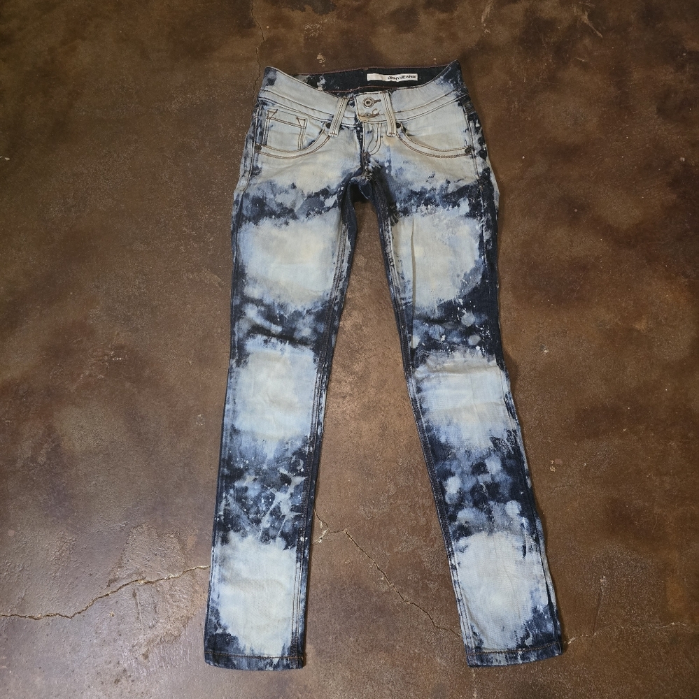 DKNY Castro Skinny Blue & White Jeans